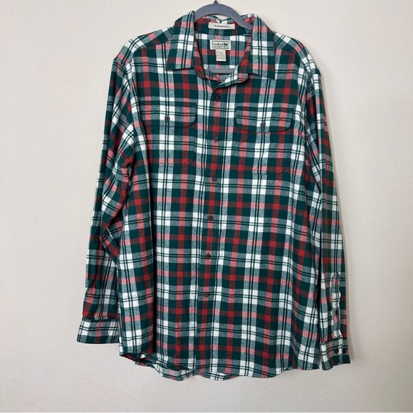 L.L. Bean Other - L.L Bean traditional fit men’s flannel size Large